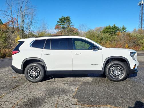 2026 GMC Acadia Elevation AWD