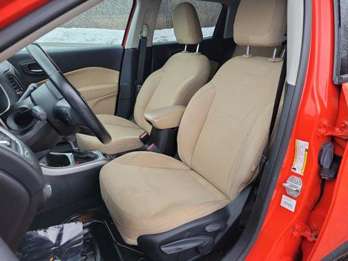Spitfire Orange Clearcoat 2020 Jeep Compass Sport