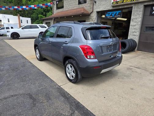Satin Steel Metallic 2015 Chevrolet Trax LT