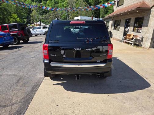Black Clearcoat 2012 Jeep Patriot Limited