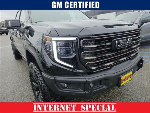 2025 GMC Sierra 1500 AT4X