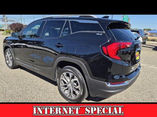 2021 GMC Terrain SLT