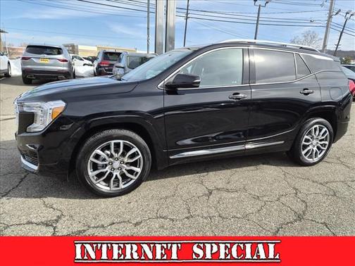 2022 GMC Terrain Denali