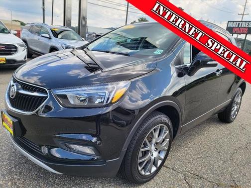 Photo 4 of 23 of 2019 Buick Encore Sport Touring