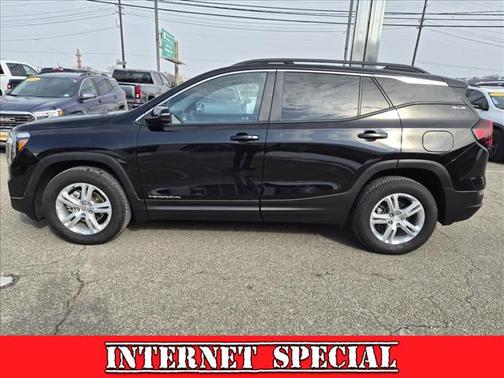 2022 GMC Terrain SLE