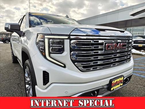 White Frost Tricoat 2024 GMC Sierra 1500 Denali
