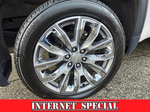 White Frost Tricoat 2024 GMC Sierra 1500 Denali