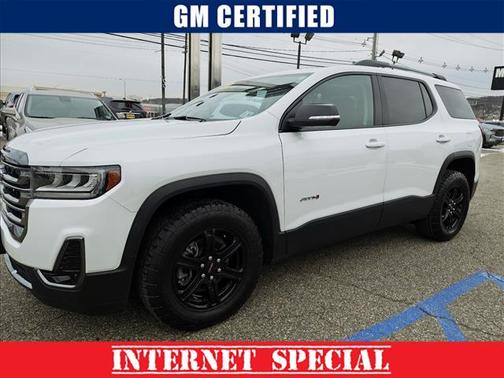 2023 GMC Acadia AWD AT4