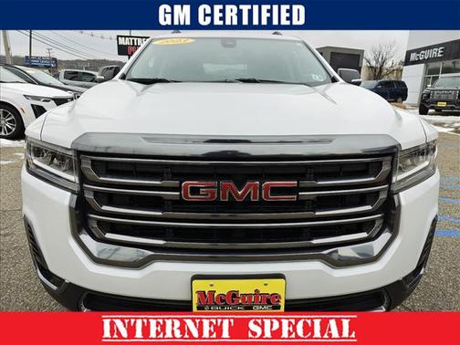 2023 GMC Acadia AWD AT4