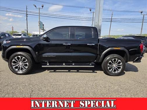 Onyx Black 2023 GMC Canyon Denali