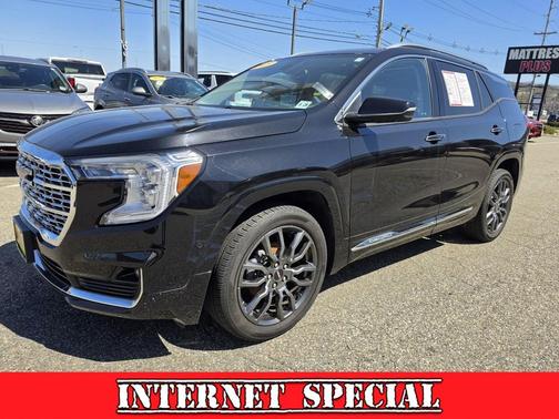 Ebony Twilight Metallic 2023 GMC Terrain Denali
