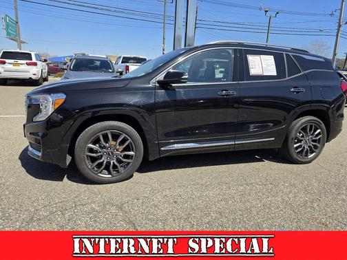 Ebony Twilight Metallic 2023 GMC Terrain Denali