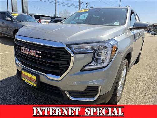Sterling Metallic 2023 GMC Terrain SLE