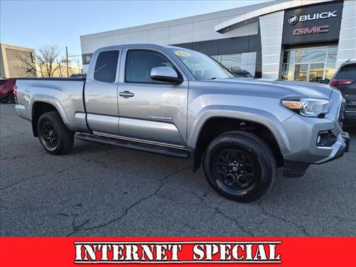 2022 Toyota Tacoma SR5