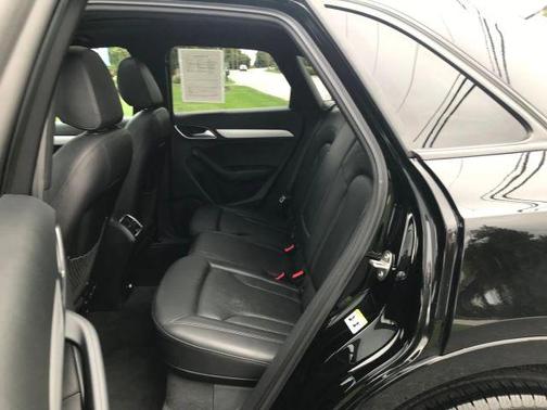 2017 Audi Q3 2.0T Premium