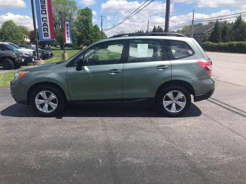 2015 Subaru Forester 2.5i