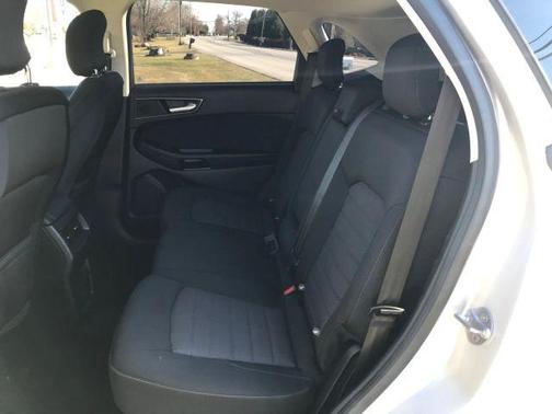 2018 Ford Edge SE