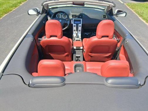 2013 Volvo C70 T5