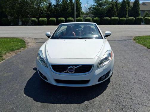 2013 Volvo C70 T5