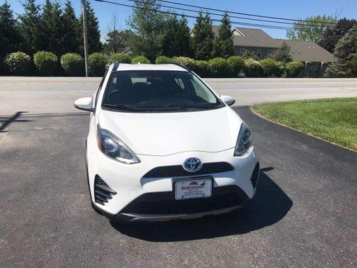 2018 Toyota Prius c Two