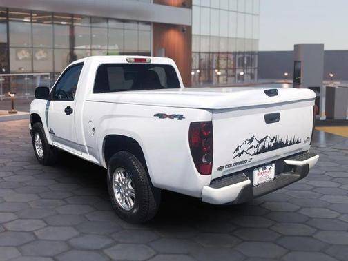 White 2010 Chevrolet Colorado LT