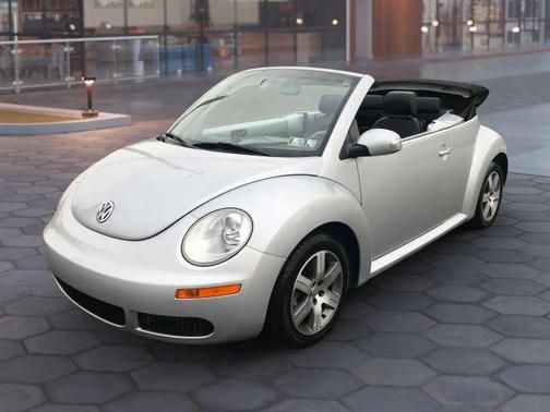 2006 Volkswagen New Beetle 2.5