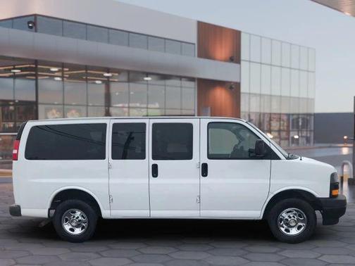 2020 Chevrolet Express 2500 LS
