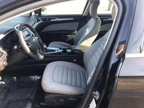 2014 Ford Fusion S