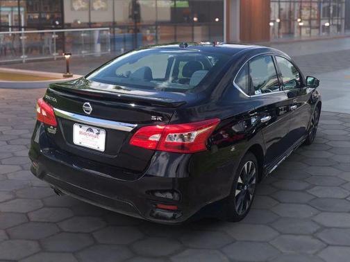 Black 2019 Nissan Sentra SR
