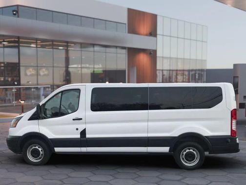 2016 Ford Transit-350 XL
