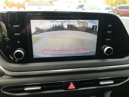 2020 Hyundai SONATA Hybrid Blue