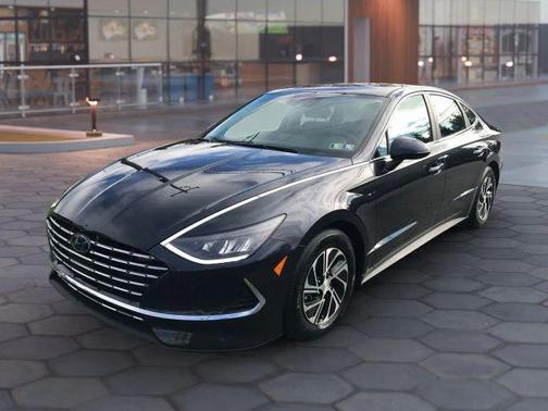 2020 Hyundai SONATA Hybrid Blue