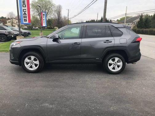 2021 Toyota RAV4 Hybrid LE
