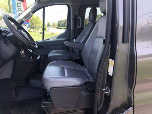 2016 Ford Transit-350 XL