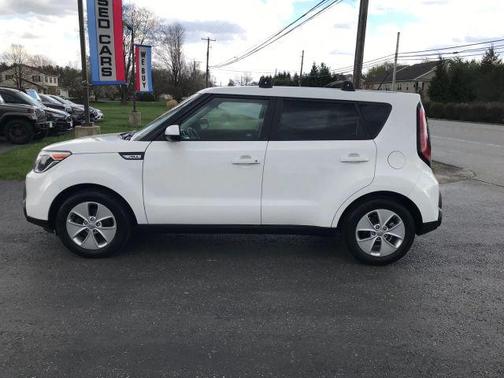2016 Kia Soul Base