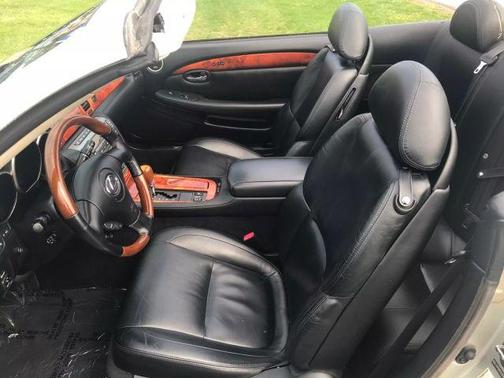 2005 Lexus SC 430 Base (A5)