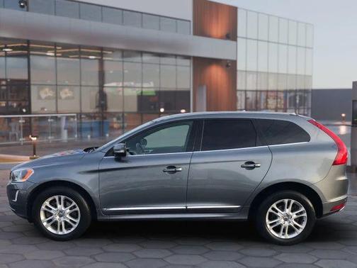 2016 Volvo XC60 T5 Premier