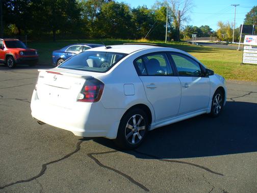 2012 Nissan Sentra SE-R