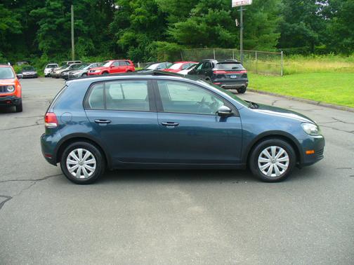 2010 Volkswagen Golf 2.5