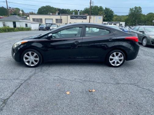 Black 2011 Hyundai ELANTRA Limited