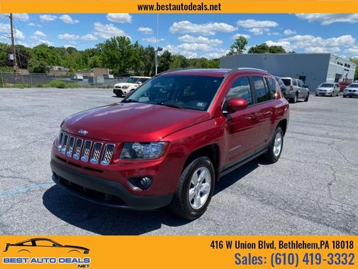 Deep Cherry Red Crystal Pearlcoat 2017 Jeep Compass Latitude