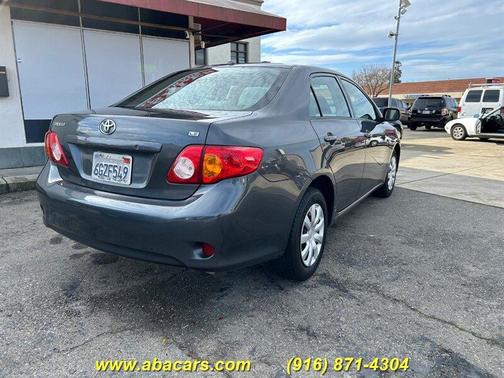 2009 Toyota Corolla LE