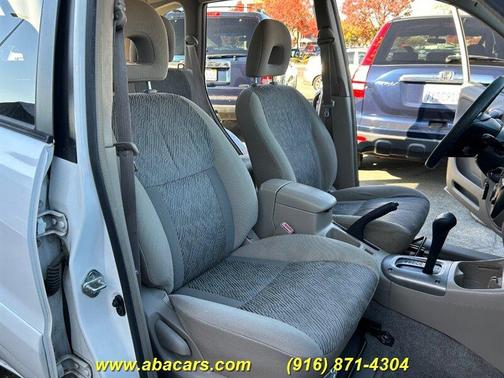 2002 Toyota RAV4 Base