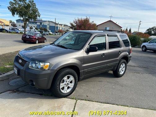 2005 Ford Escape XLT