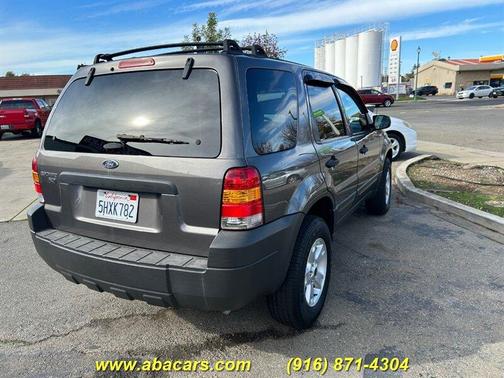 2005 Ford Escape XLT