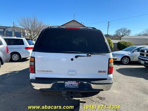 2004 GMC Yukon XL 1500 SLT