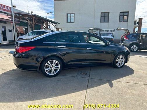 2013 Hyundai SONATA Limited