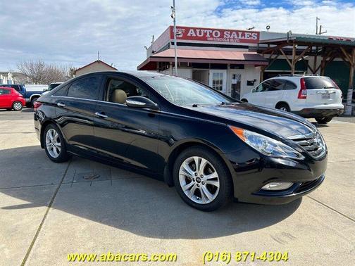 2013 Hyundai SONATA Limited