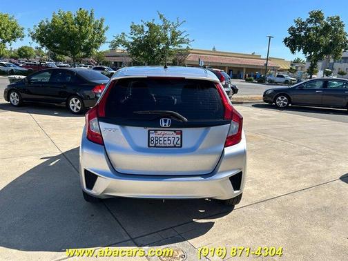 Alabaster Silver Metallic 2016 Honda Fit LX