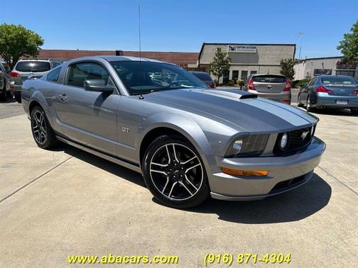 2007 Ford Mustang GT Premium